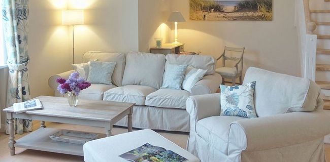 Luxus und Komfort bieten Ruhe und Erholung im Appartement nahe dem Meer