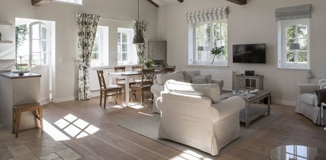 Großzügiges Loft im Landhaus - Stil